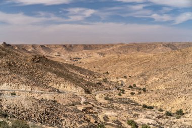 Tunus 'un güney bölgesindeki Dahar manzarası 