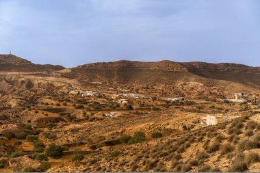 Tunus 'un güney bölgesindeki Dahar manzarası 