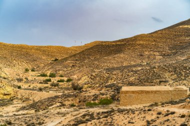 Tunus 'un güney bölgesindeki Dahar manzarası 