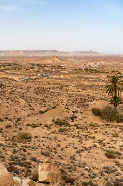 Tunus 'un güney bölgesindeki Dahar manzarası 