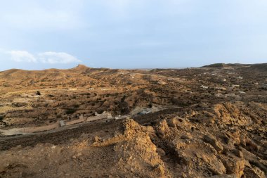 Tunus 'un güney bölgesindeki Dahar manzarası 