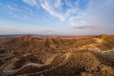Tunus 'un güney bölgesindeki Dahar manzarası 
