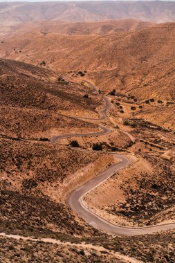 Tunus 'un güney bölgesindeki Dahar manzarası 