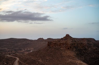 Tunus 'un güney bölgesindeki Dahar manzarası 