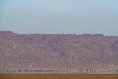 Chott Jerid 'in güney Tunus' taki endorheik tuz gölü manzarası. - Tozeur Valiliği - Tunus 