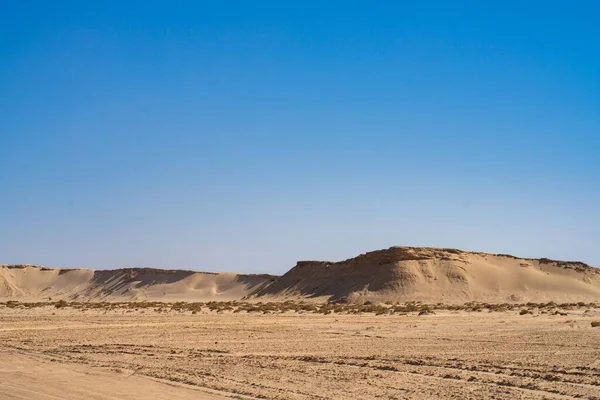 从撒哈拉开始的突尼斯西部沙漠景观 — 图库照片