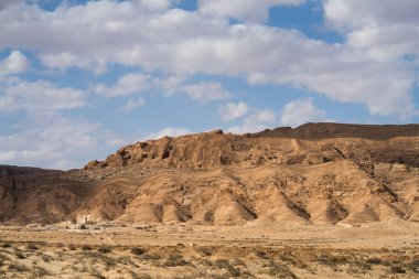 Sejla Vadisi 'ne yakın bazı dağ manzaraları - Batı Tunus - Gafsa Valiliği - Tunus