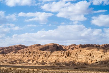 Sejla Vadisi 'ne yakın bazı dağ manzaraları - Batı Tunus - Gafsa Valiliği - Tunus
