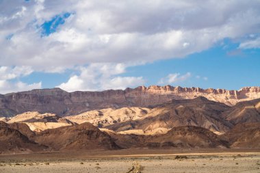 Sejla Vadisi 'ne yakın bazı dağ manzaraları - Batı Tunus - Gafsa Valiliği - Tunus