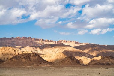 Sejla Vadisi 'ne yakın bazı dağ manzaraları - Batı Tunus - Gafsa Valiliği - Tunus