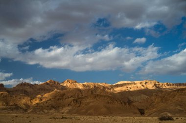 Sejla Vadisi 'ne yakın bazı dağ manzaraları - Batı Tunus - Gafsa Valiliği - Tunus