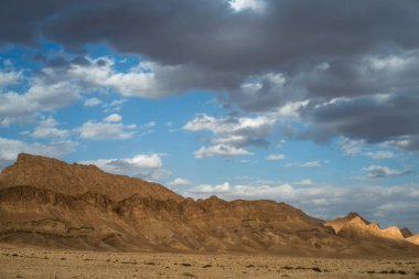 Sejla Vadisi 'ne yakın bazı dağ manzaraları - Batı Tunus - Gafsa Valiliği - Tunus