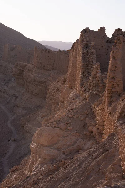Sejla Vadisi 'ne yakın bazı dağ manzaraları - Batı Tunus - Gafsa Valiliği - Tunus