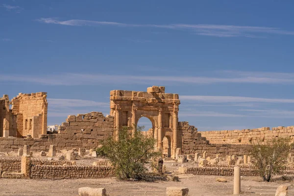 Eski Sufetula kasabasının kalıntıları, modern Sbeitla, Tunus