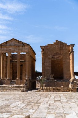 Eski Sufetula kasabasının kalıntıları, modern Sbeitla, Tunus