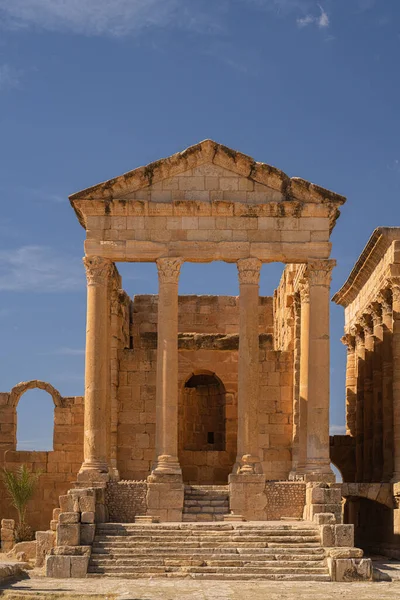 Eski Sufetula kasabasının kalıntıları, modern Sbeitla, Tunus