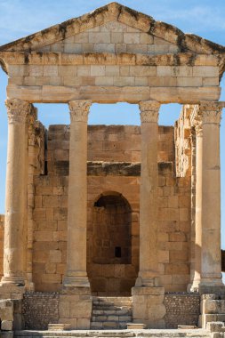 Eski Sufetula kasabasının kalıntıları, modern Sbeitla, Tunus