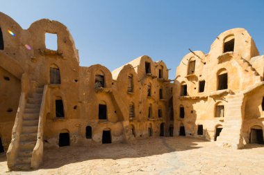 Ksar Ouled Soltane - tahıl ambarı - Tataouine - Güney Tunus