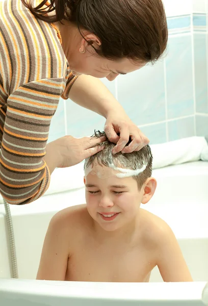 Kinderen in Bad — Stockfoto