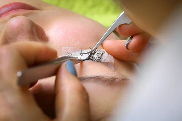 Процедура Наращивания Ресниц Глаза Женщины Длинными Ресницами — стоковое фото