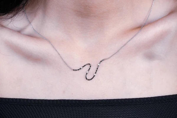 Girl Gently Touches Necklace Her Neck Wedding Morning Bride Advertising — 스톡 사진