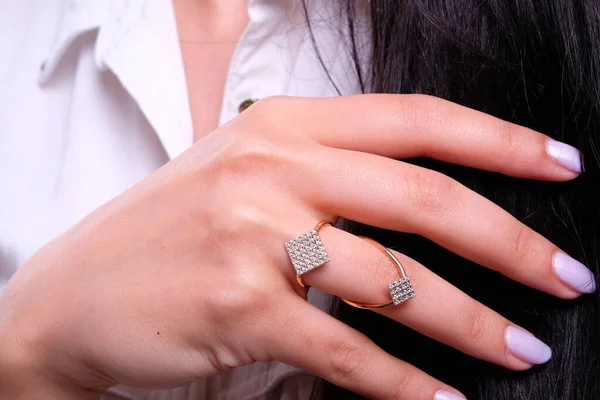 Woman Jewelery Concept Womans Hands Close Wearing Rings Necklace Modern — Φωτογραφία Αρχείου