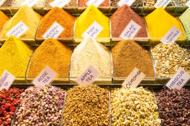 çaylar ve baharat Çarşısı içinde