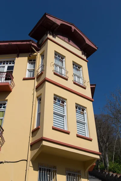 Alte gebäude in istanbul — Stockfoto