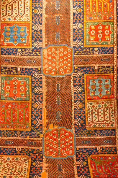伝統的なトルコのカーペット — ストック写真