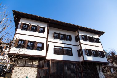 safranbolu şehir içinde geleneksel Türk evi