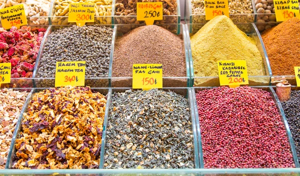 Teas and Spices in Spice Bazaar — Stock Photo, Image