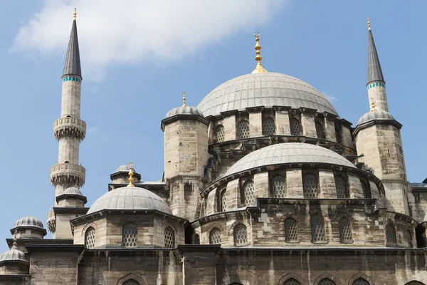 Новая мечеть Эминону, Стамбул, Турция — стоковое фото