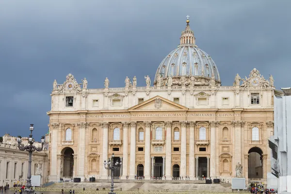 St. peter's Basiliek, Vaticaanstad — Stockfoto