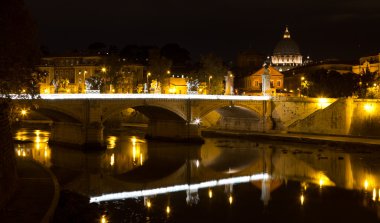 Ponte Vittorio Emanuele II, Roma, İtalya