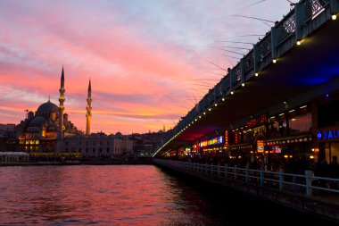 Galata Köprüsü ve Eminönü yeni Camii, istanbul, Türkiye