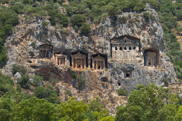 Kaunian 岩石墓从达尔扬、 ortaca 住得、 土耳其 — 图库照片