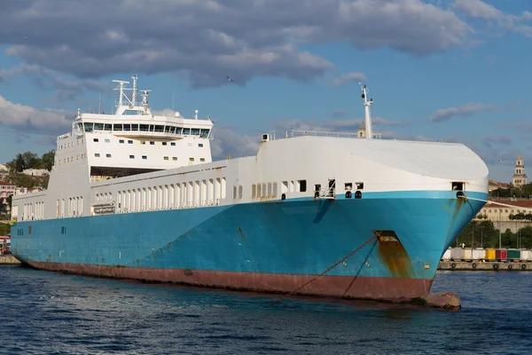 Statek RORO — Zdjęcie stockowe