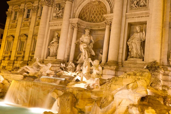 Fontana di Trevi, Róma, Olaszország — Stock Fotó