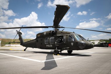 ANKARA, TURKEY - 26 Haziran 2021: Türk Polisi Sikorsky S-70 performans sergiliyor