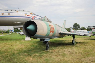 KIEV, UKRAINE - Oleg Antonov Devlet Havacılık Müzesi 'nde sergilenen Sovyetler Birliği Hava Kuvvetleri Sukhoi Su-7BM Fitter A