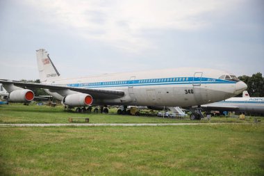 KIEV, UKRAINE - AĞUSTOS 01, 2021: Aeroflot Ilyushin IL-86 Oleg Antonov Devlet Havacılık Müzesinde sergilendi