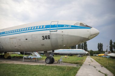 KIEV, UKRAINE - AĞUSTOS 01, 2021: Aeroflot Ilyushin IL-86 Oleg Antonov Devlet Havacılık Müzesinde sergilendi