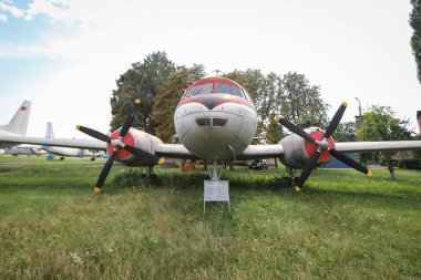 KIEV, UKRAINE - AUGust 01, 2021: Aeroflot Av-14P Oleg Antonov Devlet Havacılık Müzesi 'nde sergilendi