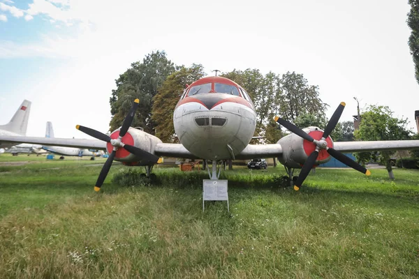 KIEV, UKRAINE - AUGust 01, 2021: Aeroflot Av-14P Oleg Antonov Devlet Havacılık Müzesi 'nde sergilendi