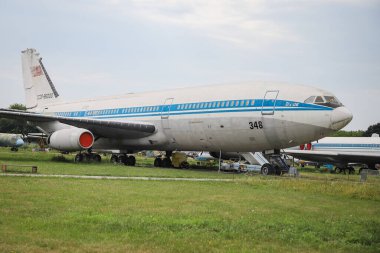 KIEV, UKRAINE - AĞUSTOS 01, 2021: Aeroflot Ilyushin IL-86 Oleg Antonov Devlet Havacılık Müzesinde sergilendi