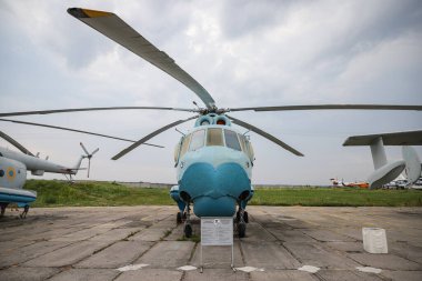 KIEV, UKRAINE - Ağustos 01, 2021: Ukrayna Donanma Mil Mi-14BT Haze Oleg Antonov Devlet Havacılık Müzesi 'nde sergilendi