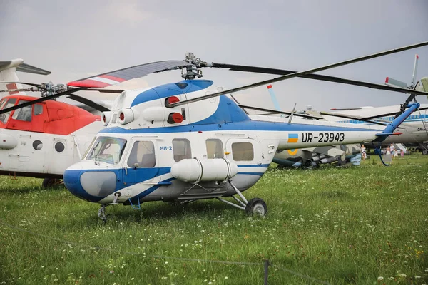 KIEV, UKRAINE - Oleg Antonov Devlet Havacılık Müzesi 'nde sergilenen PZL-Swidnik Mi-2 Hoplite