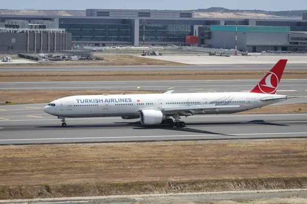 Istanbul Turkey August 2021 Turkish Airlines Boeing 777 3F2Er 40710 — Stock Photo, Image