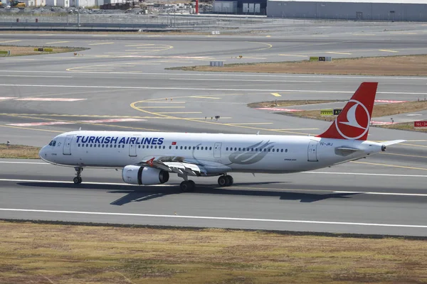 Istanbul Turquie Août 2021 Atterrissage Airbus 321 231 3429 Turkish — Photo