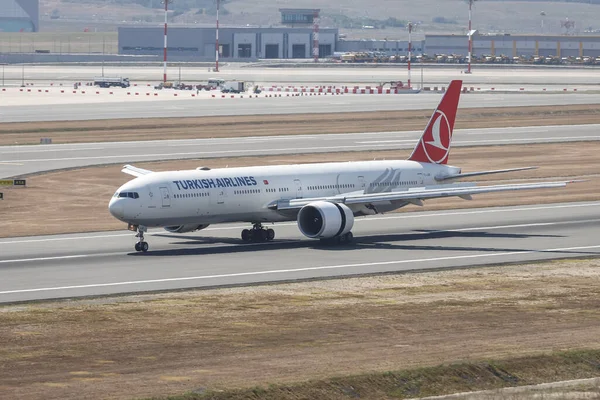 Istanbul Turkey August 2021 Turkish Airlines Boeing 777 3F2Er 40794 — стокове фото